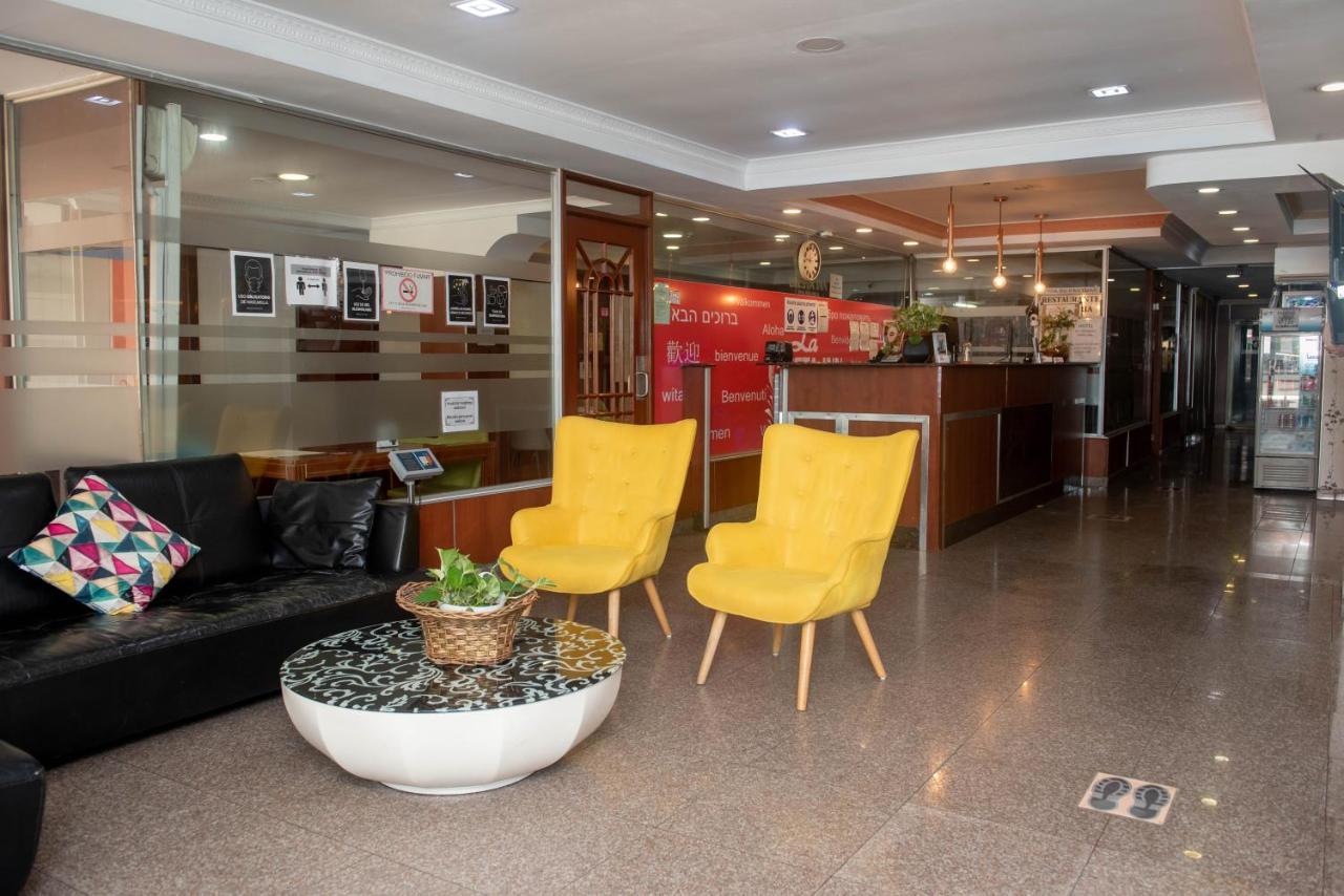 Cresta Inn Kota Panama Bagian luar foto
