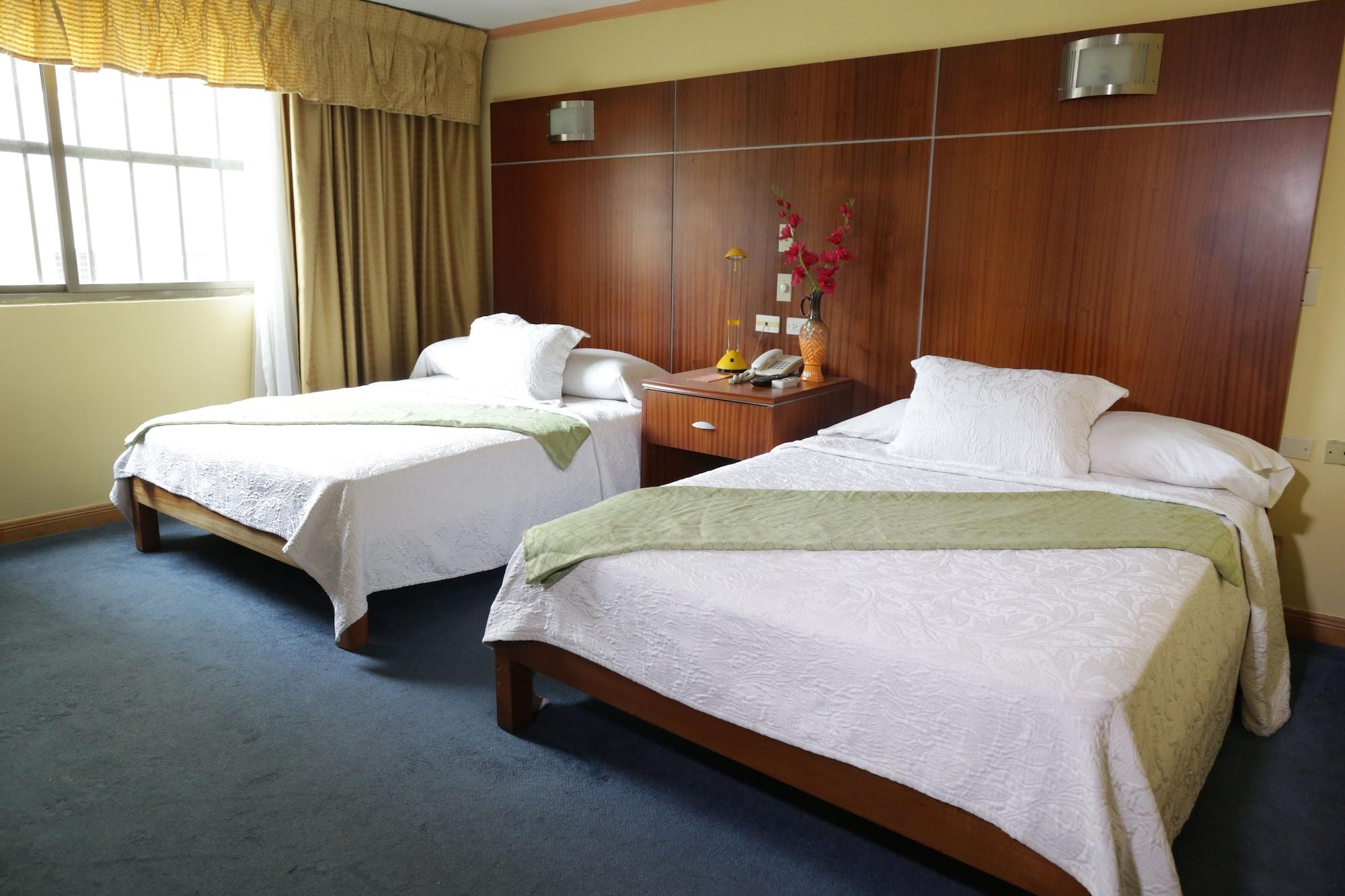 Cresta Inn Kota Panama Bagian luar foto