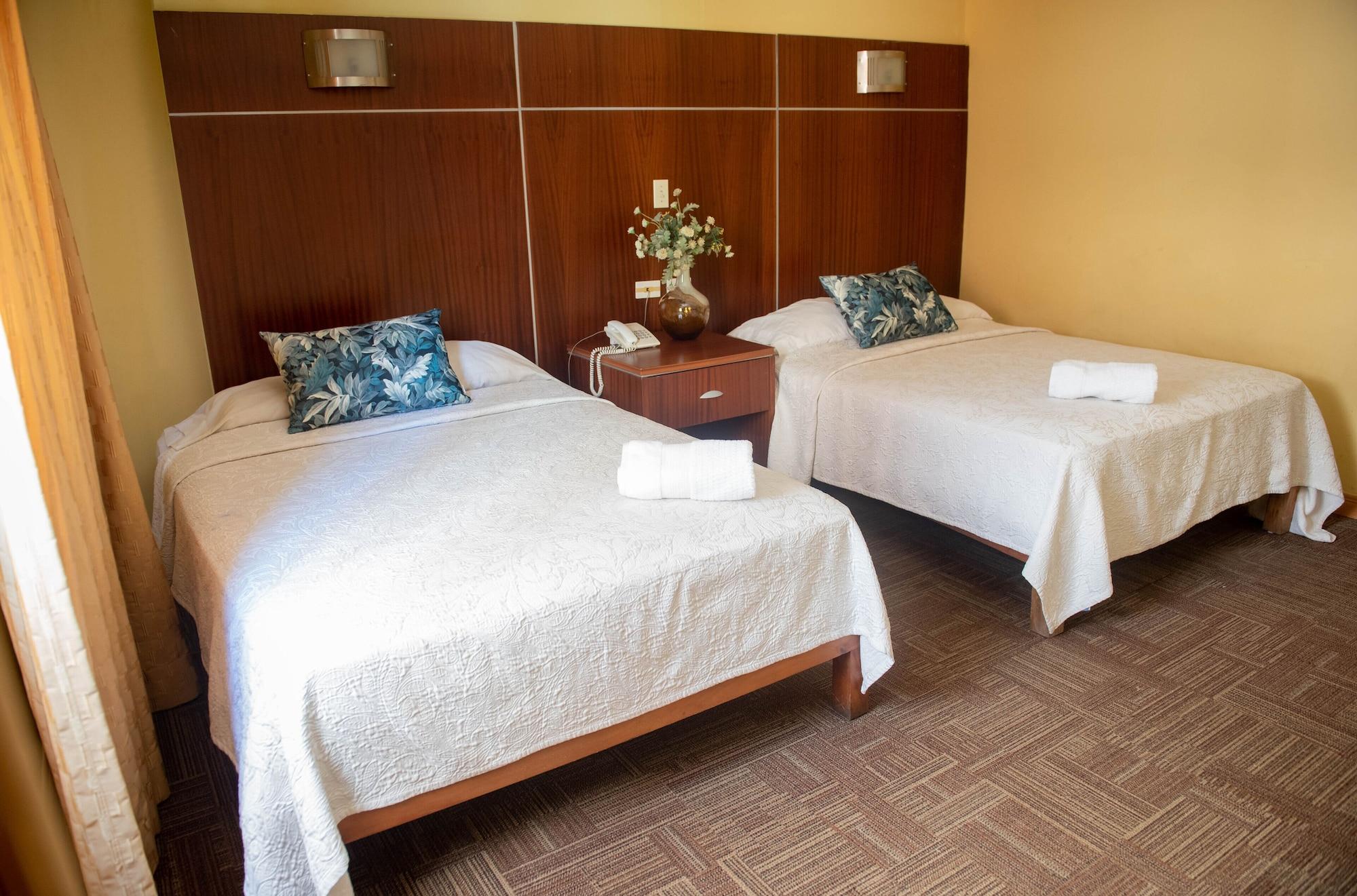 Cresta Inn Kota Panama Bagian luar foto