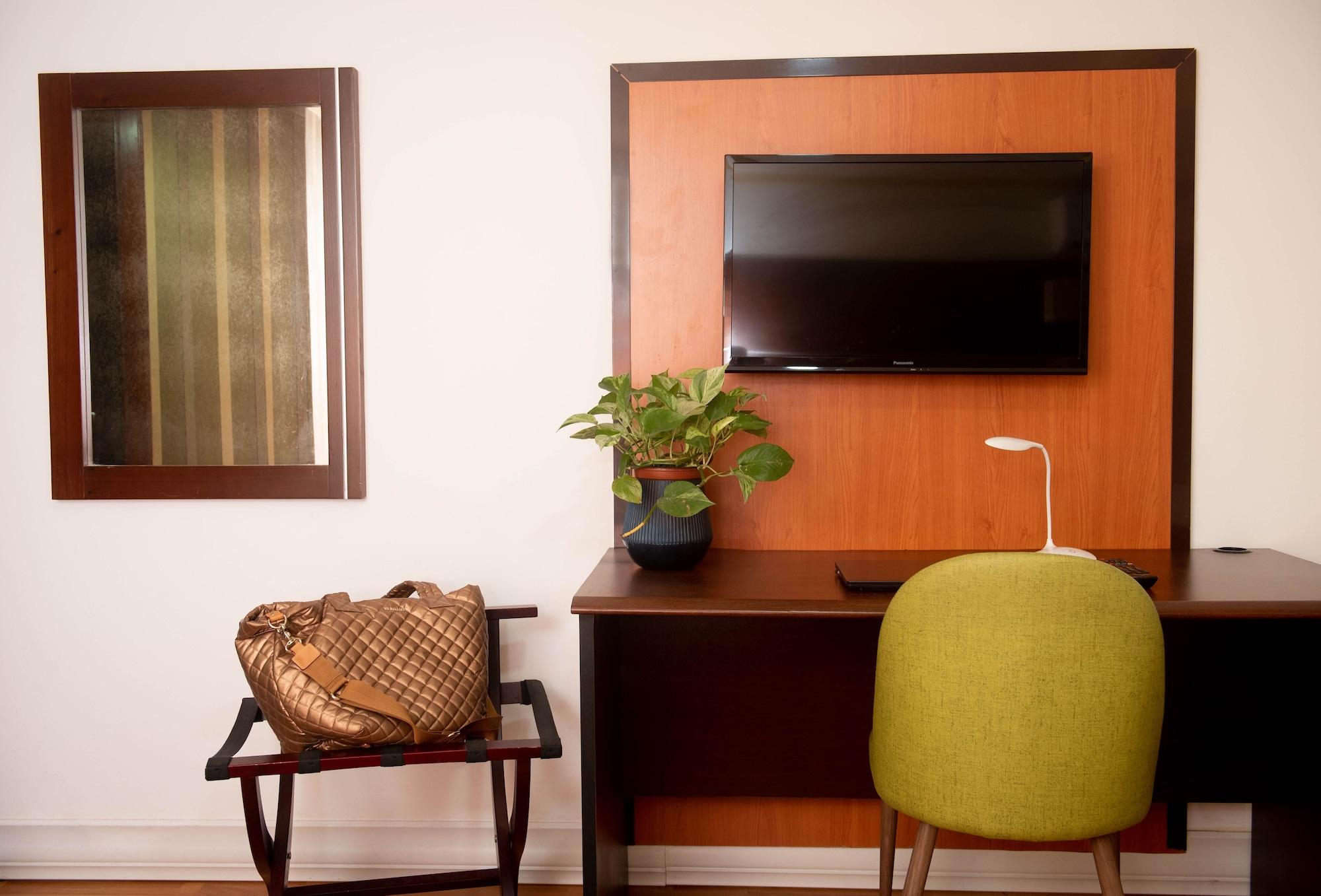Cresta Inn Kota Panama Bagian luar foto