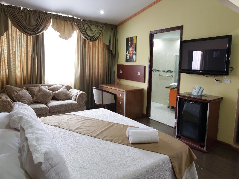 Cresta Inn Kota Panama Bagian luar foto